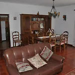 Cristina E Ricardo Villa *